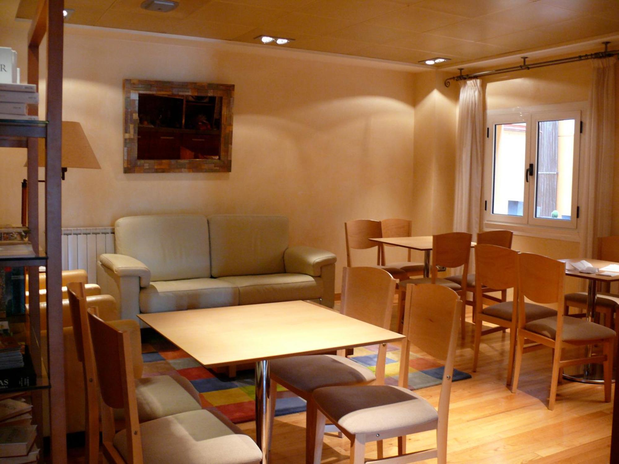 Hotel Nochendi Onís Eksteriør billede