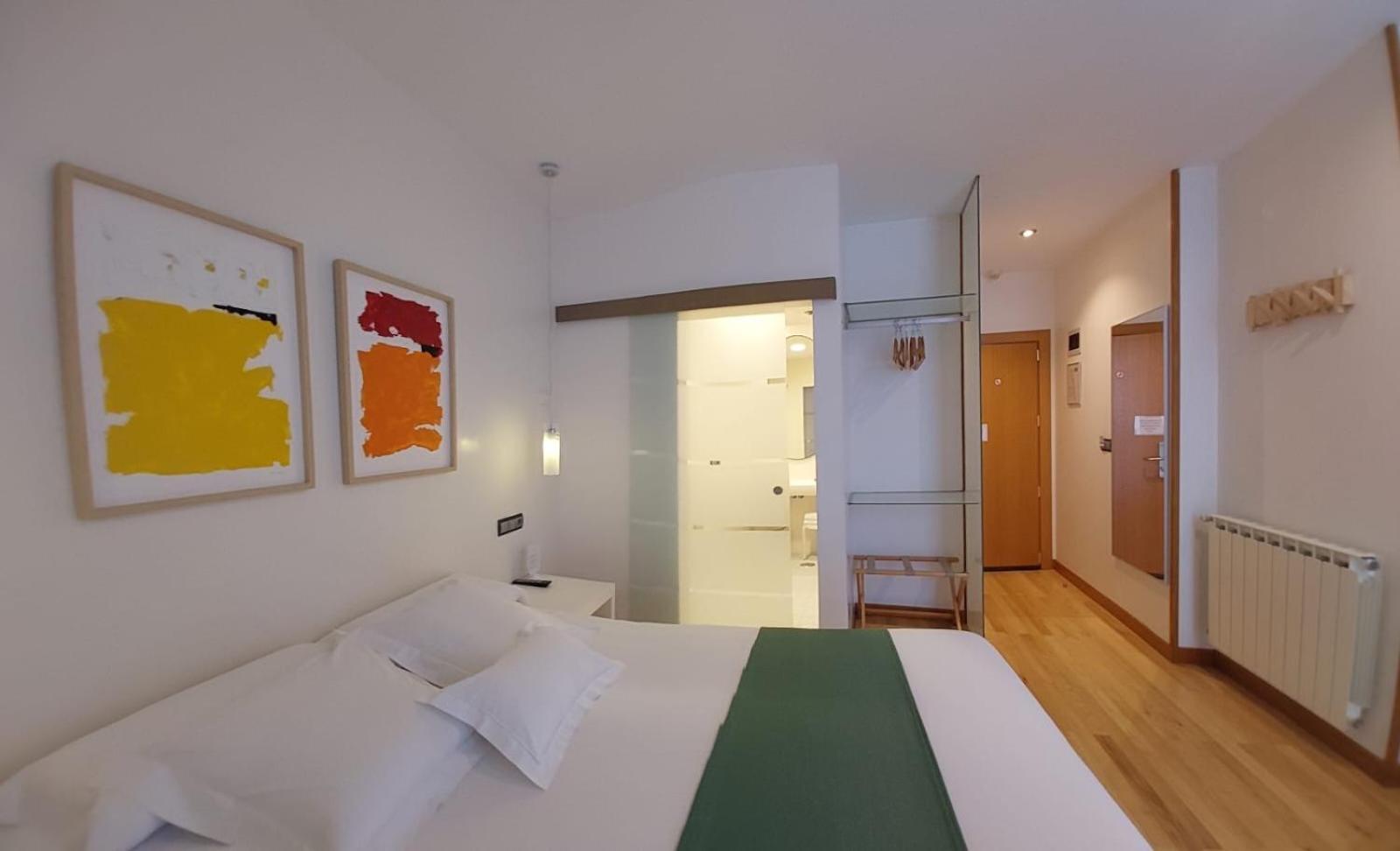 Hotel Nochendi Onís Eksteriør billede