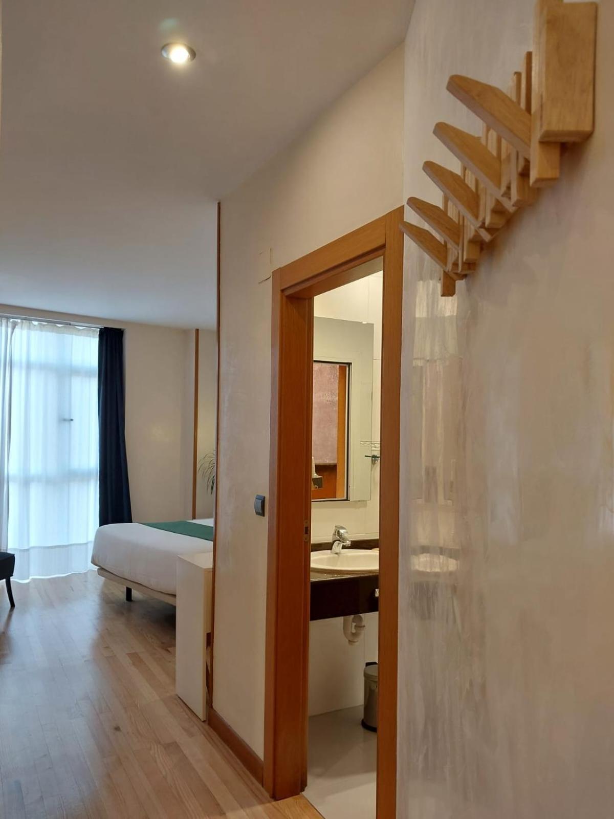 Hotel Nochendi Onís Eksteriør billede