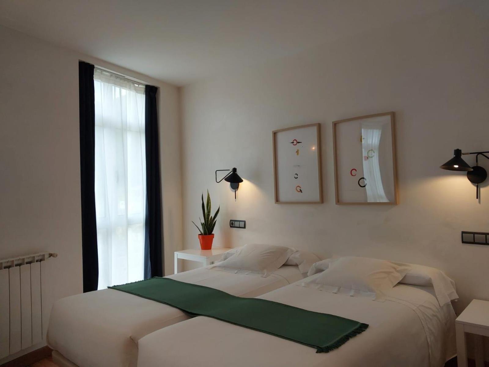 Hotel Nochendi Onís Eksteriør billede