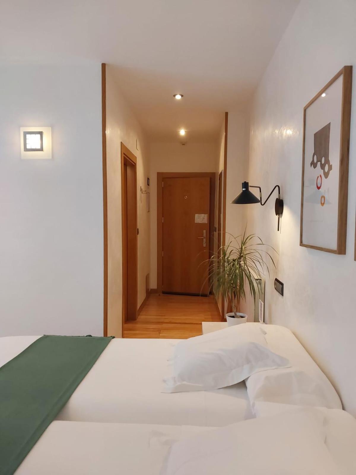 Hotel Nochendi Onís Eksteriør billede