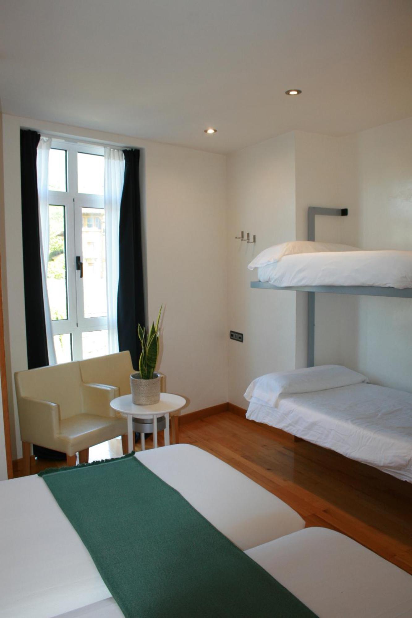 Hotel Nochendi Onís Eksteriør billede