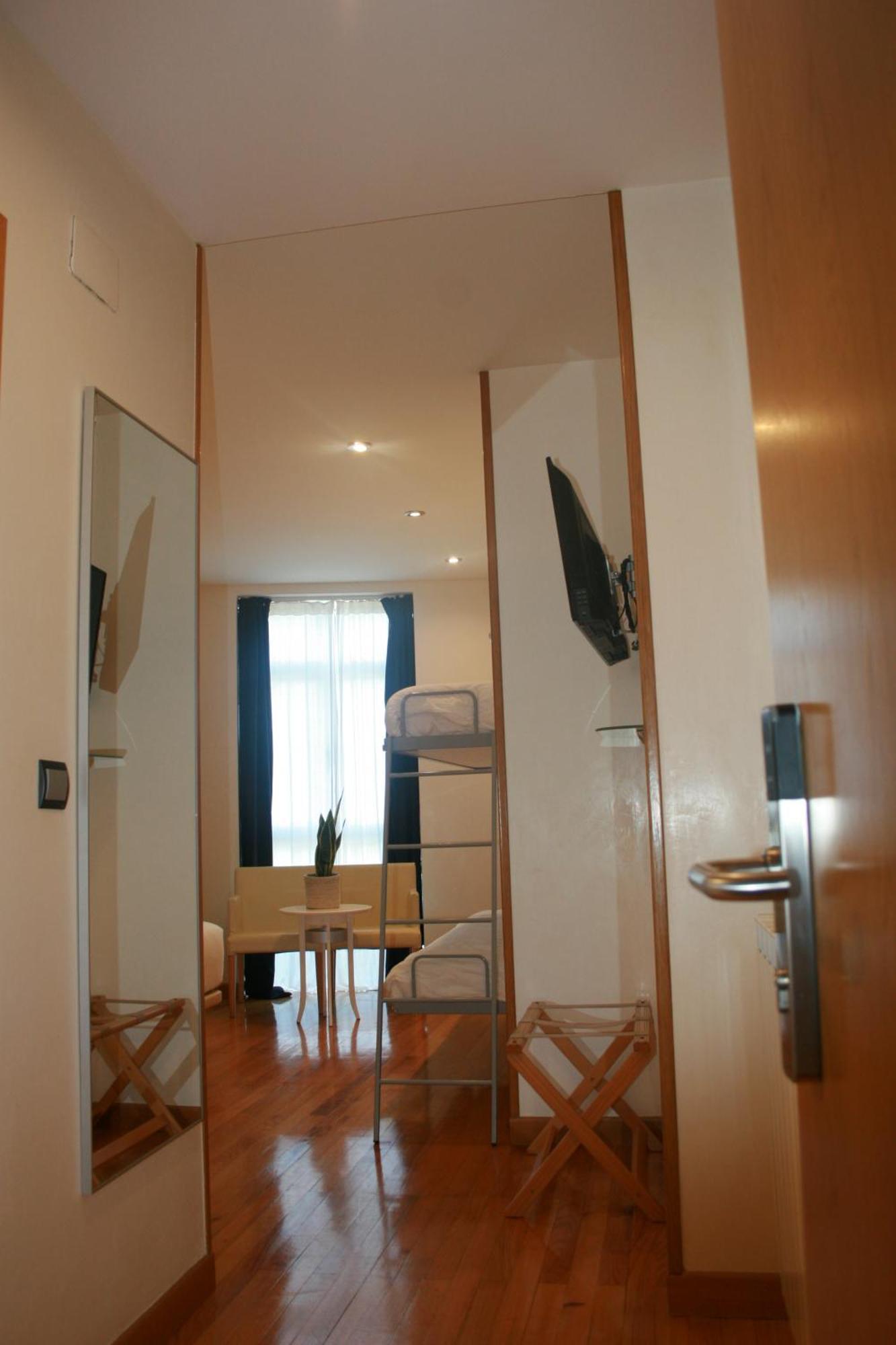Hotel Nochendi Onís Eksteriør billede