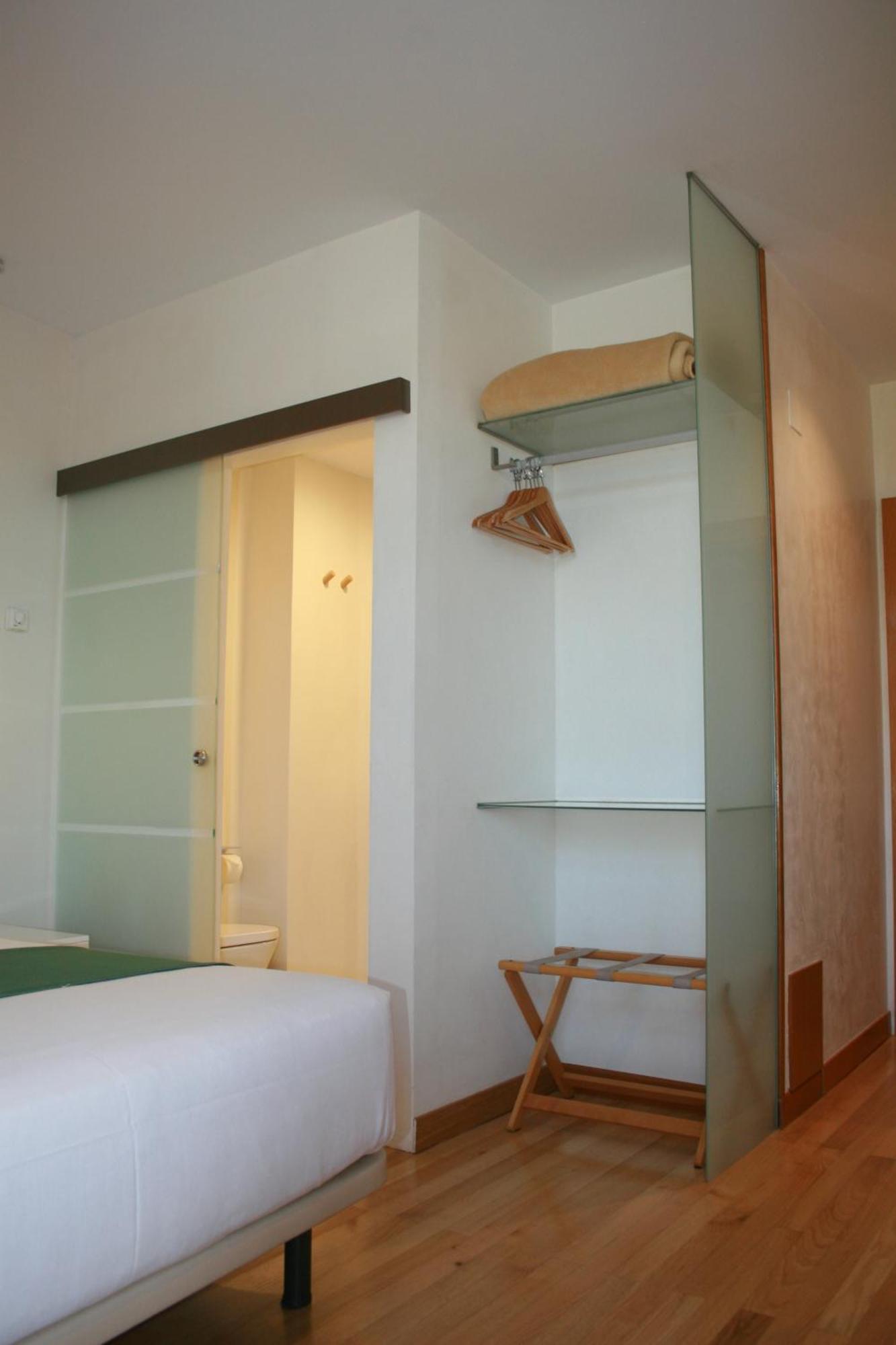 Hotel Nochendi Onís Eksteriør billede