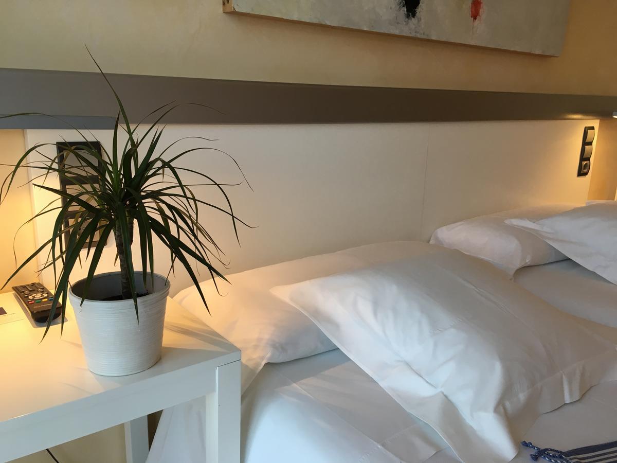 Hotel Nochendi Onís Eksteriør billede