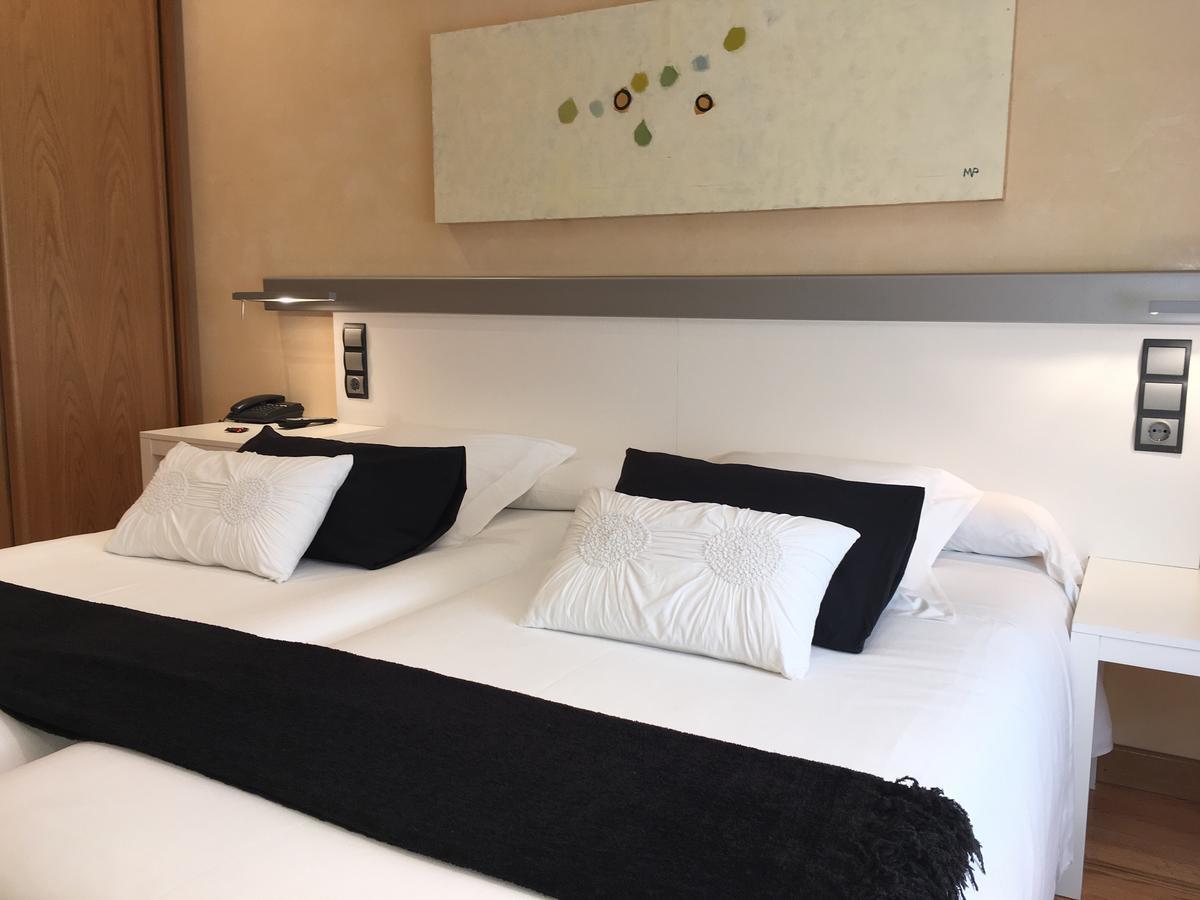 Hotel Nochendi Onís Eksteriør billede