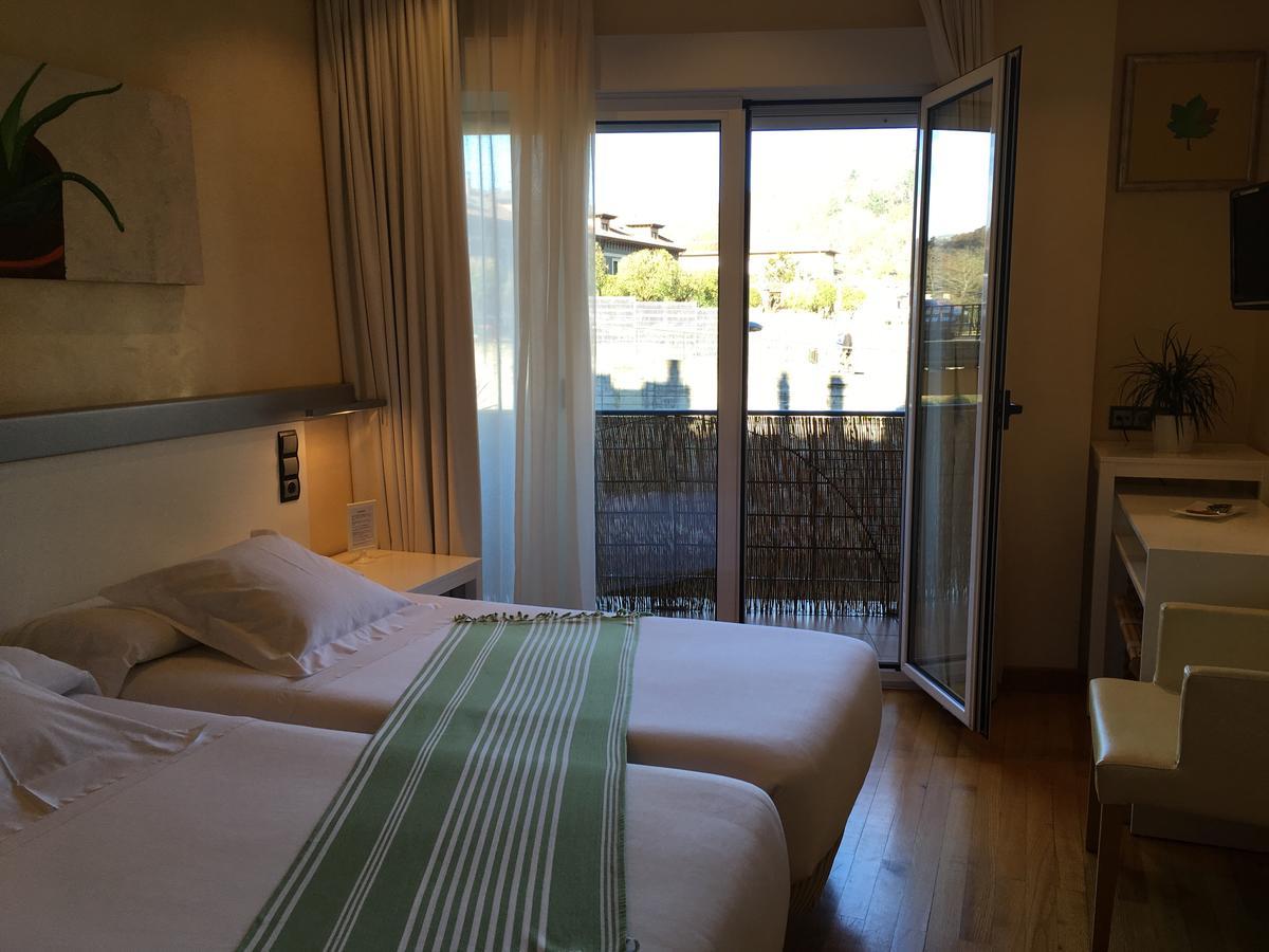 Hotel Nochendi Onís Eksteriør billede