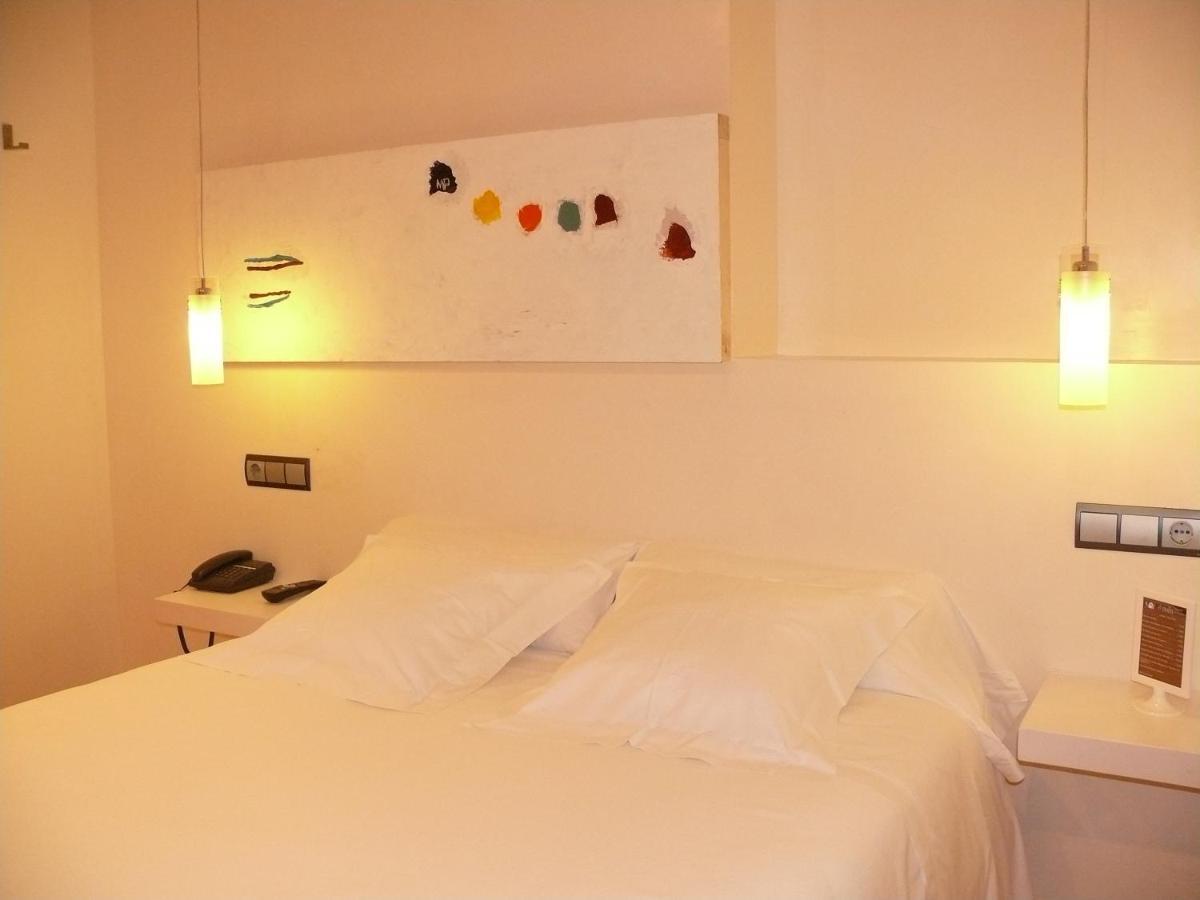 Hotel Nochendi Onís Eksteriør billede
